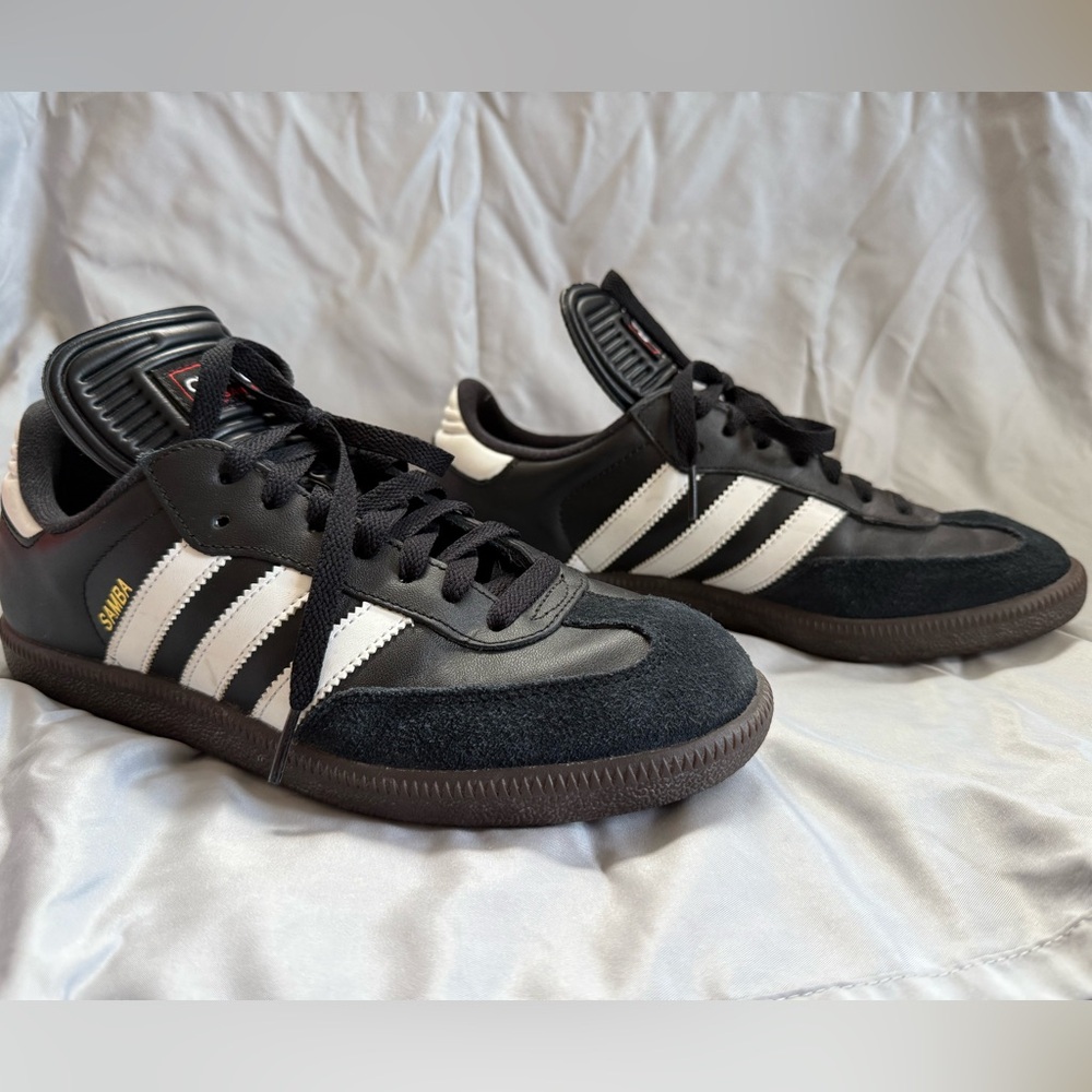Adidas Samba OG classic black leather women size 9